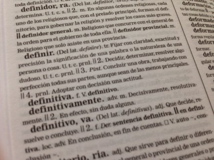 La palabra definir en el Diccionario de la Real Academia de la Lengua. Fuente: elaboración propia