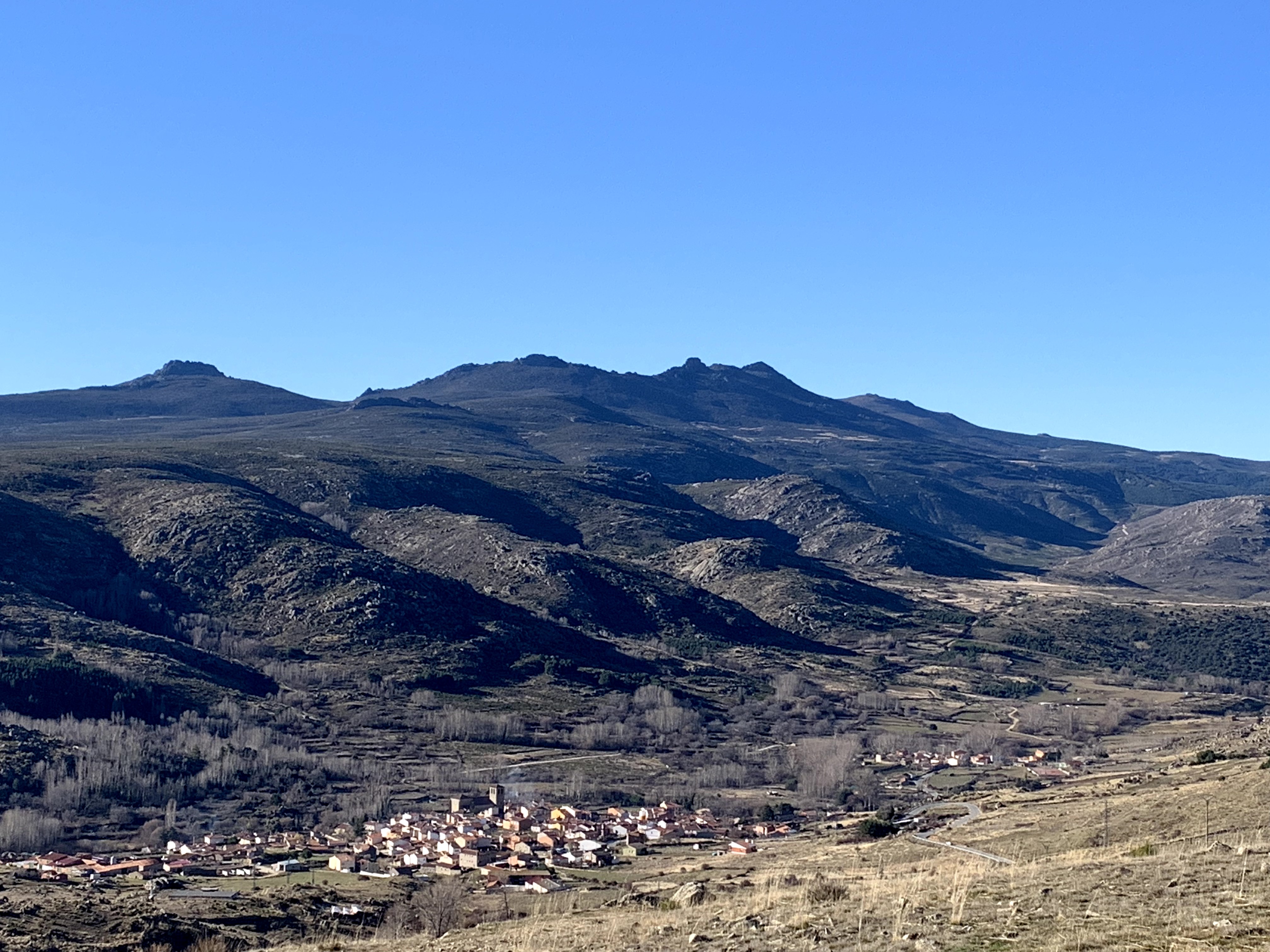 Las nuevas narrativas nos pueden ayudar a subir picos más altos en nuestros objetivos como artistas.